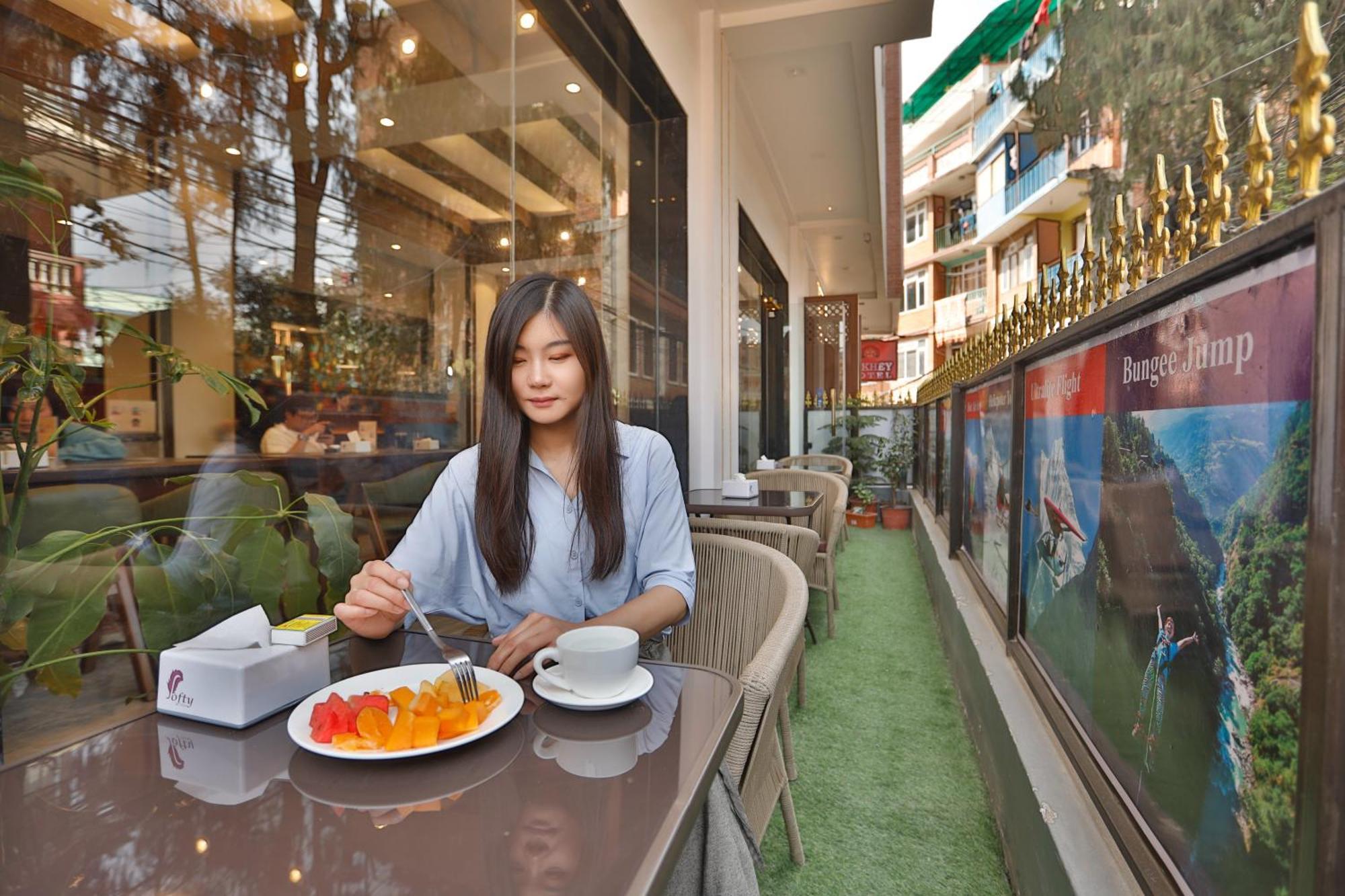 Lakhey Hotel Kathmandu Bagian luar foto